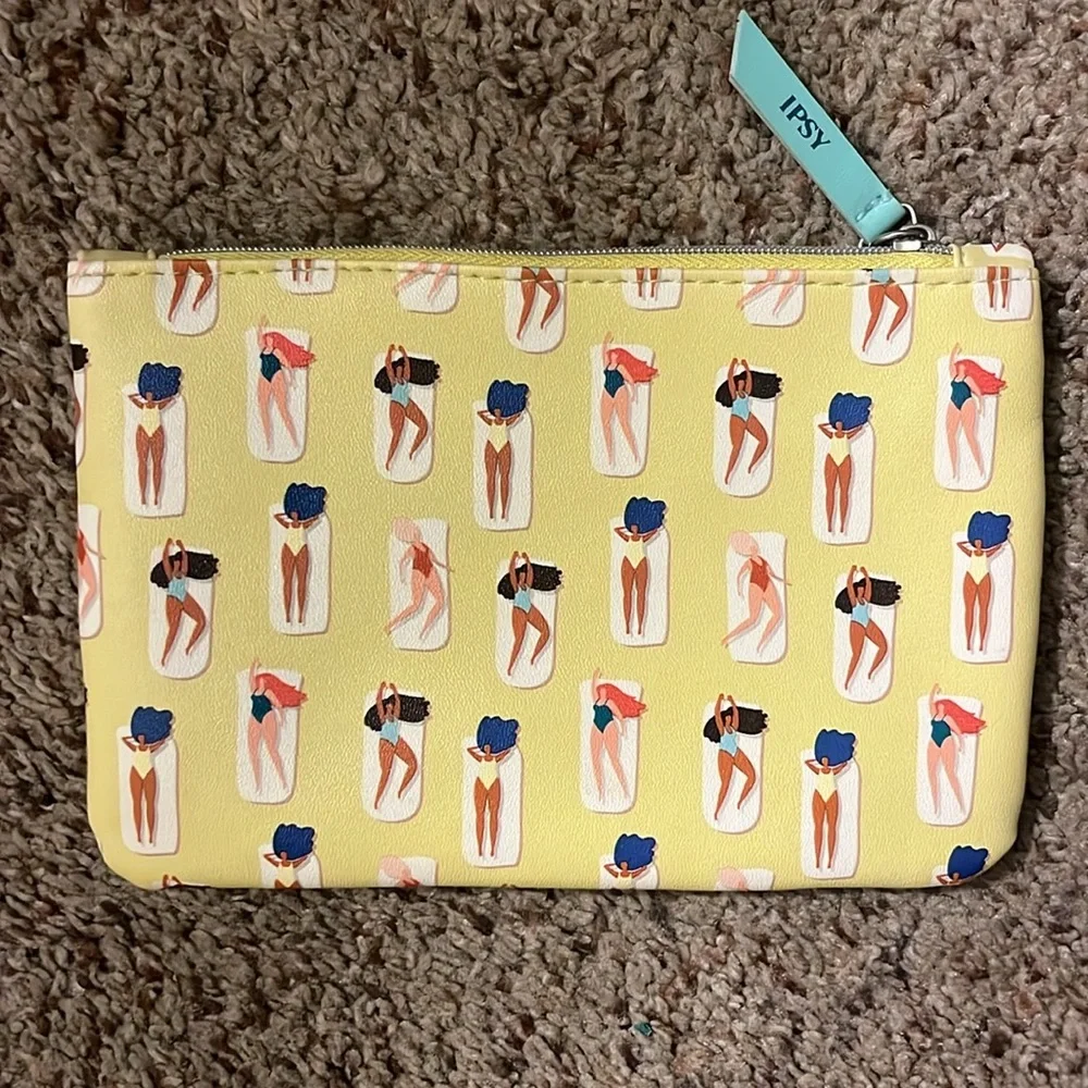 IPSY women print makeup bag